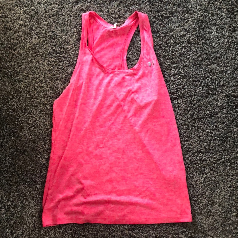 Under Armour tank